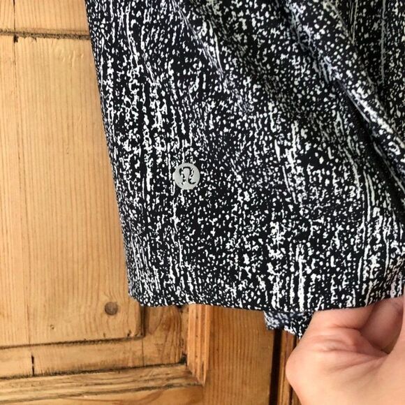 Lululemon 4 Lost In Pace Skirt Air Time White Black Skort - Picture 5 of 7